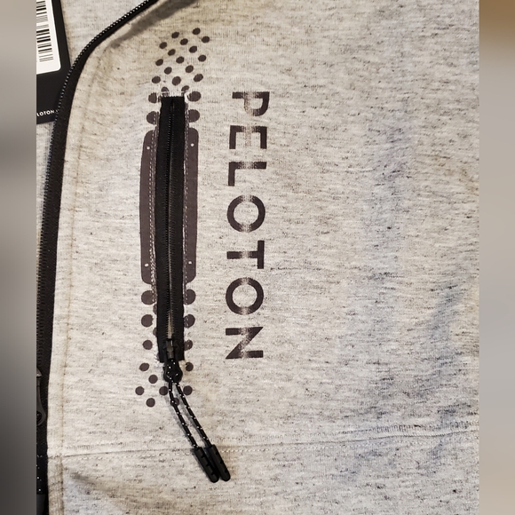 Peloton On The Go Full Zip Hoodie FA121. Men's Large. Grey Color - Picture 3 of 5
